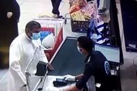 الشاب المصري   الكويت