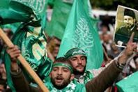 كاتب سعودي: الإخوان ليسوا مسلمين