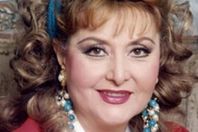 الفنانة ليلي طاهر