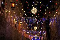 "الأوقاف" تمنع تعليق زينة رمضان