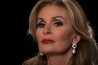 يسرا تهدد .. و"العدل" تستجيب