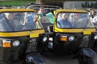 وقفة لأصحاب "التكاتك" بالدقهلية للإفراج عن مركباتهم