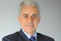 حمدين صباحي ينعى والد "أبو تريكة"