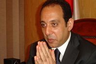 فيديو..عمر هريدي : الحزب الوطني على الجزمة