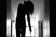 انتحار فتاة لادعاء والدها الفشل في التعليم