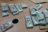 دولارات امريكية _ ارشفية 
