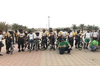 حجاج بريطانيا يصلوا الى الكعبة بالدراجات الهوائية