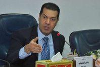 محافظ أسيوط 
