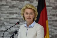 وزيرة الدفاع الألمانية