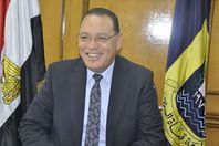 الدكتور ممدوح غراب رئيس جامعة قناة السويس