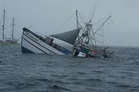 غرق سفينة عراقية