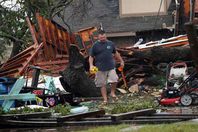 أثار الإعصار