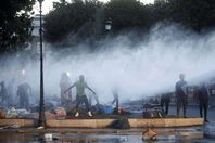 جانب من إخلاء المخيمات