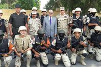 مميش يتفقد قوات المجرى الملاحى