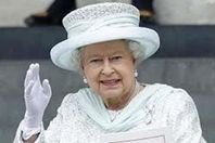 إليزابيث ملكة بريطانيا