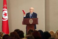 السبسي : حسمنا المساواة في الميراث بين الجنسين