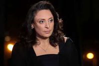 الإعلامية مني العراقي