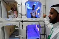 لأول مرة.. كبسولات نوم زجاجية للحجاج بالمجان