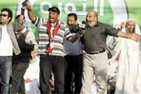 مصاب برابعة لمستشار مرسي: "ظلمتونا وضيعتوا البلد"