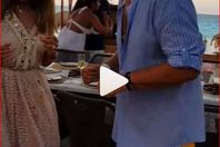 صورة من المقطع 
