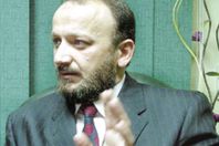 لابد من تطهير الإسلاميين لإزالة قامات زائفة