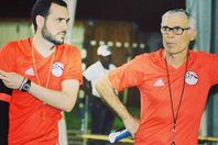 كوبر ومساعده