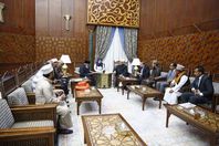 شيخ الأزهر يستقبل صوفي ميزان الرحمن، رئيس جمعية العلامة الرومي ببنجلاديش

