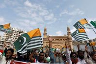 باكستان تعلن إحالة كشمير إلى محكمة العدل الدولية