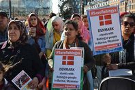 الآلاف من لاجئي الروهنغيا يتظاهرون في بنغلاديش