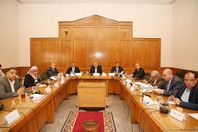 وزير الري خلال اجتماعه بلجنة تنظيم إيراد نهر النيل