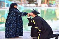 أحمد حجازي ووالدته