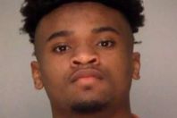 أمريكي يقتل أخته خنقًا