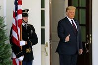 «ترامب» يعلن اليوم عن اختراق في علاج كورونا 
