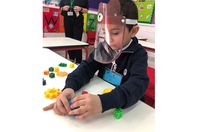 أول يوم دراسة بالإمارات