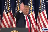 «ترامب» ينهي مؤتمره الصحفي بعد سؤال محرج من مراسلة