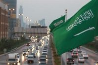 تفاصيل قرار عدم دخول غير المحصنين إلى السعودية 2021