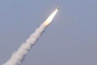 الدفاع الجوي السعودي يعترض صاروخا باليستيا 