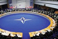 تركيا تهدد "الناتو"