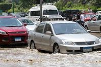 «ماسورة» وراء تكدس شارع ثروت بالجيزة