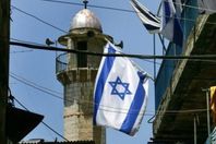 إسرائيل تناقش القانون الخاص بمنع الأذان