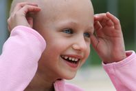 اكتشف طريقة حماية مرضى السرطان من فقدان الشعر