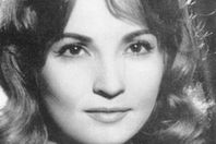 فيديو.. نجل "الشناوي" يكشف حقيقة علاقة والده بـ"شادية"