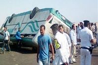 إصابة 18شخصا إثر انقلاب أتوبيس بالعياط