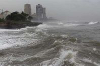 الإعصار المدمر