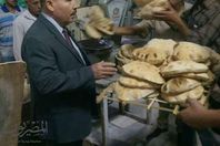 رئيس مدينه كفر الزيات يتفقد المخابز لاطمئنان على توفير الخبز المدعم