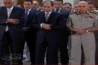 الرئيس يغادر القاعدة البحريه بالإسكندريه بعد صلاة عيد الأضحى