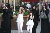 سياح عرب (أرشيفية)