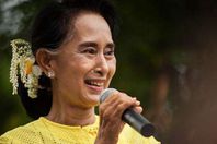 زعيمة ميانمار