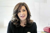 السفيرة نبيلة مكرم