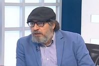 الكاتب الصحفي جمال الجمل

